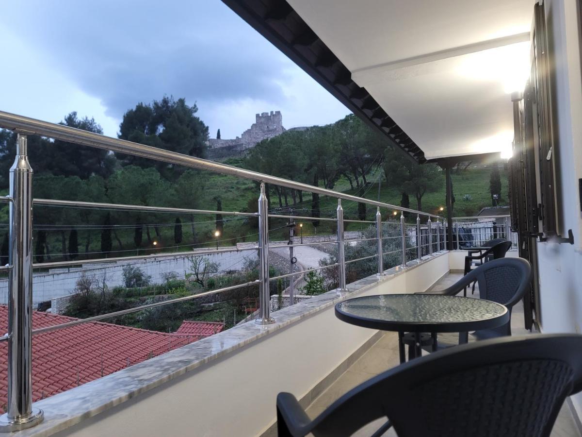 G&K Garden Hotel Berat Luaran gambar